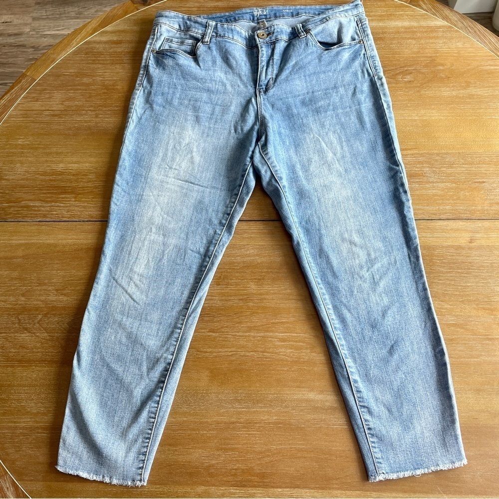 Style & Co Light Wash High Rise Waist Straight Leg Ankle Cropped Jean Plus Sz 14